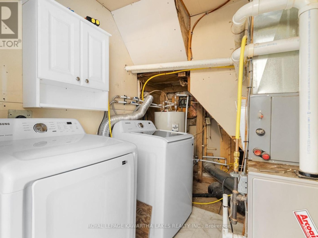 19 PRINCE STREET E, 