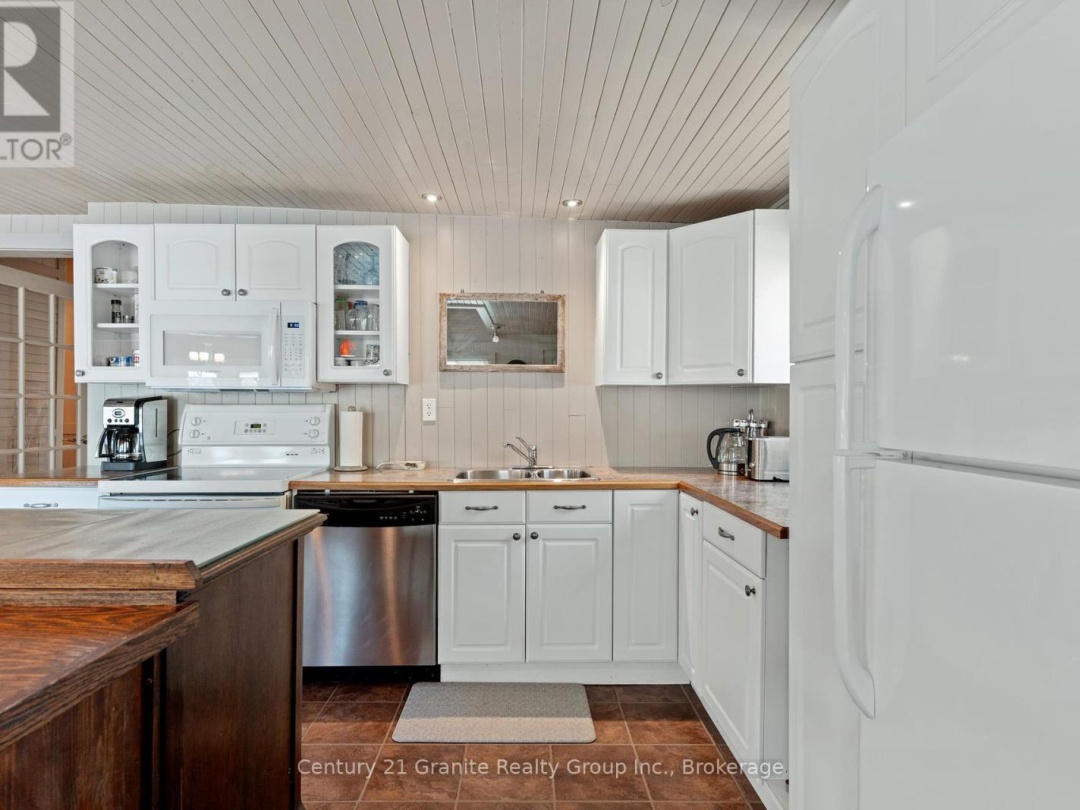 359 AVERY POINT ROAD, 