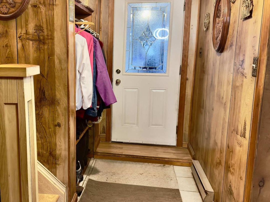 3741 CEDAR RAPIDS DRIVE S, 