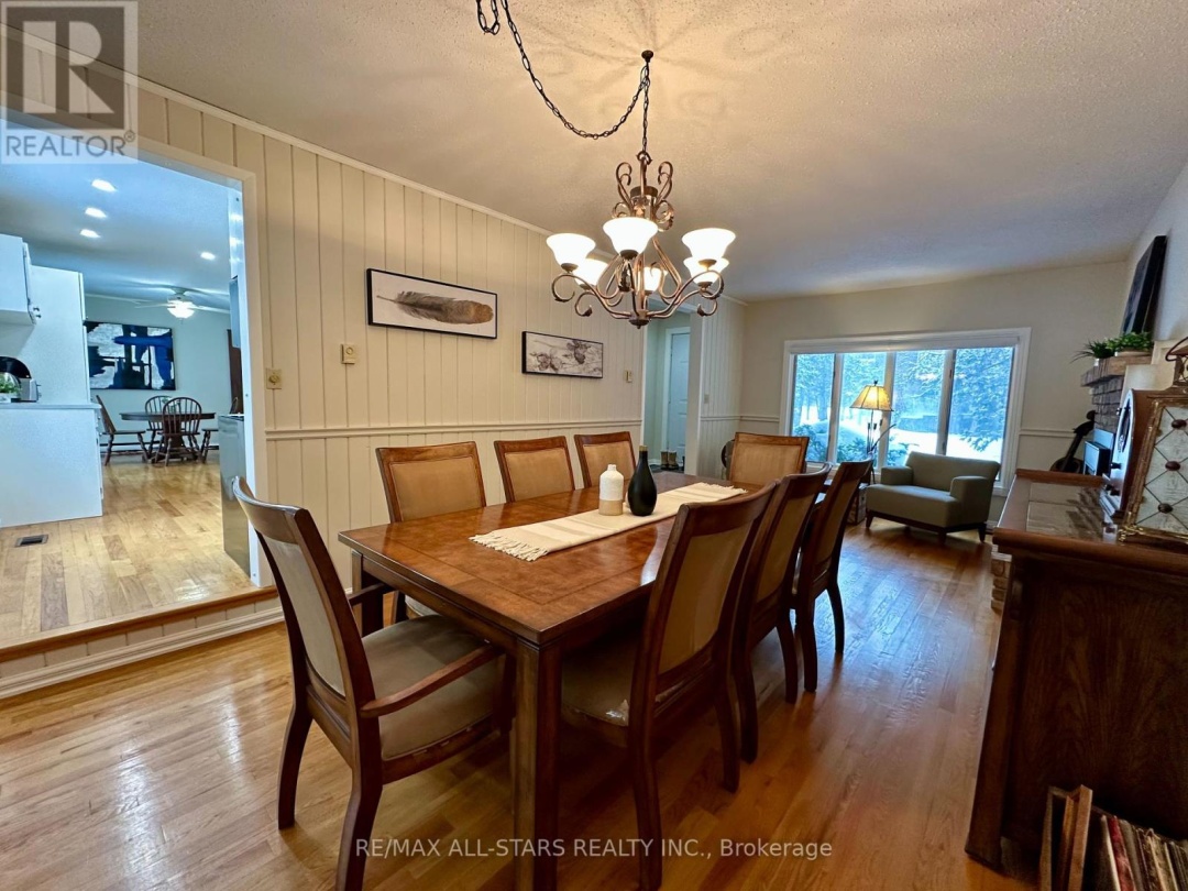 91 Riverside Drive, Pigeon Lake