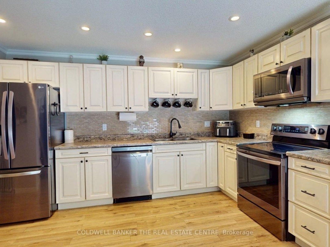 4557 TRENT TRAIL, 