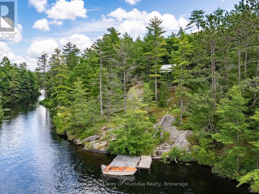 998 GULL LAKE, 