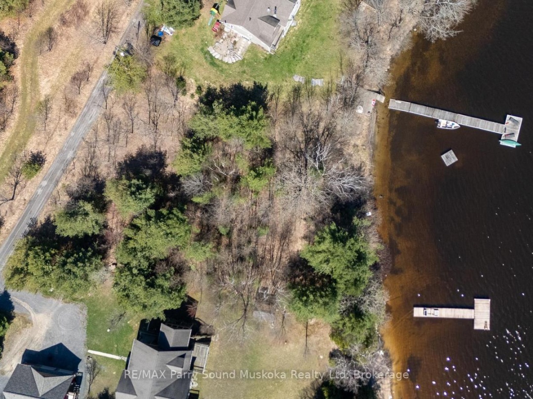 10 Alex Lane, Maple Lake