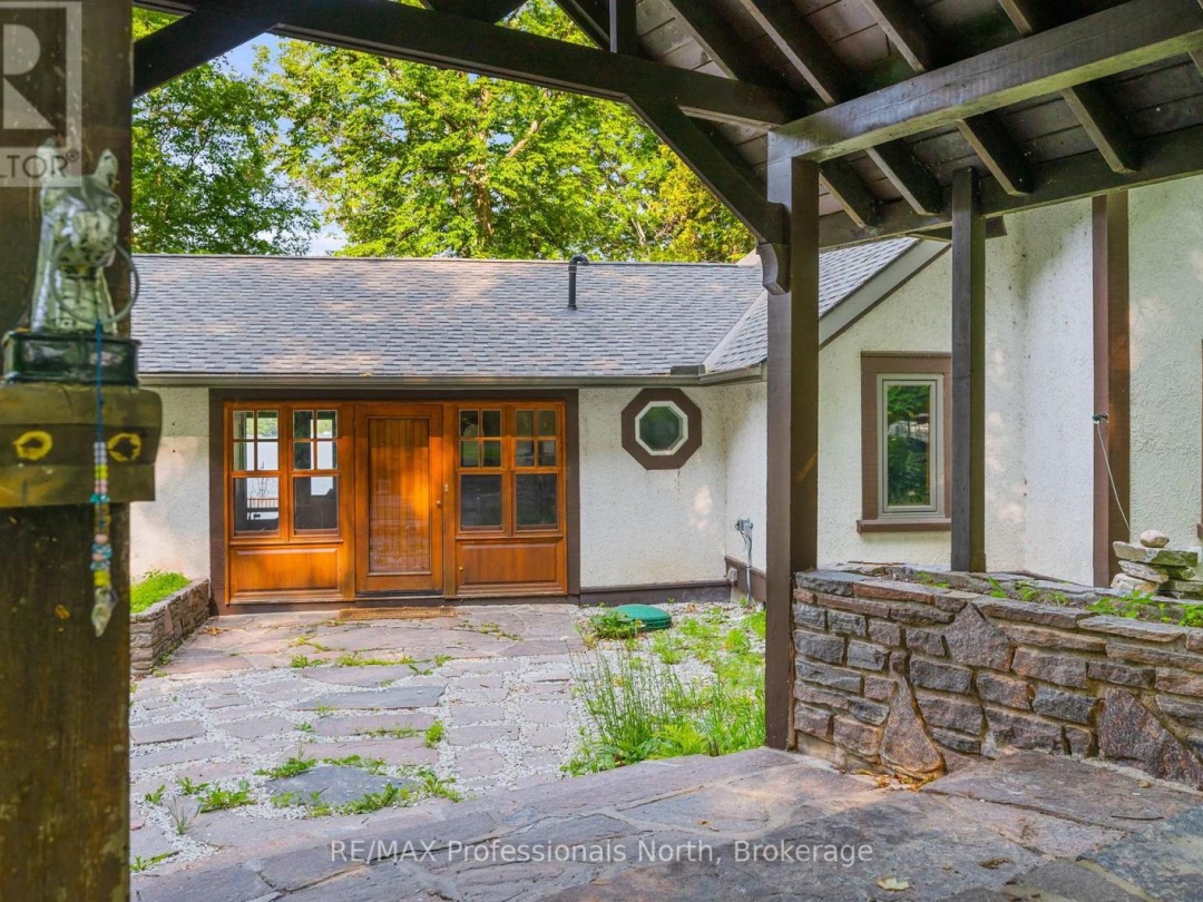 1073 GRASS LAKE ROAD, 