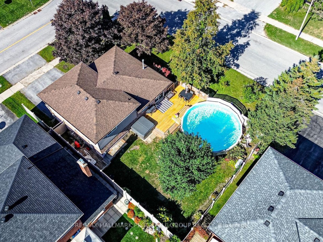 2 CARMICHAEL COURT, 