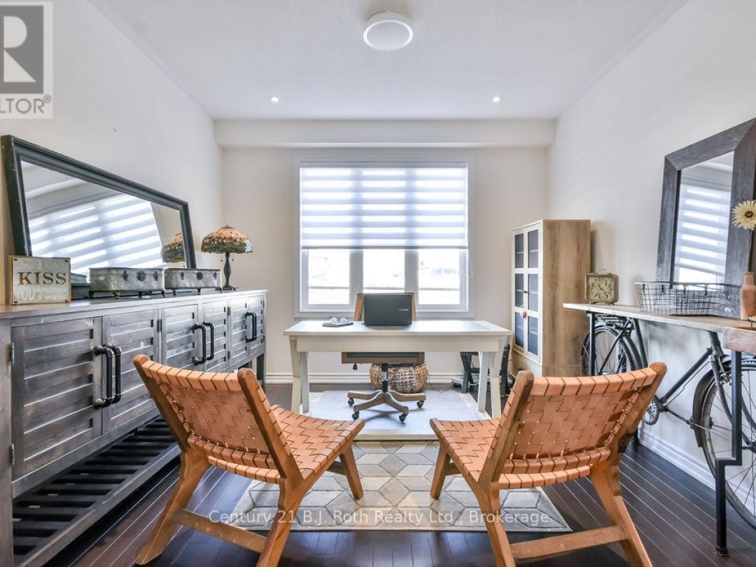 3040 Orion Boulevard, Orillia