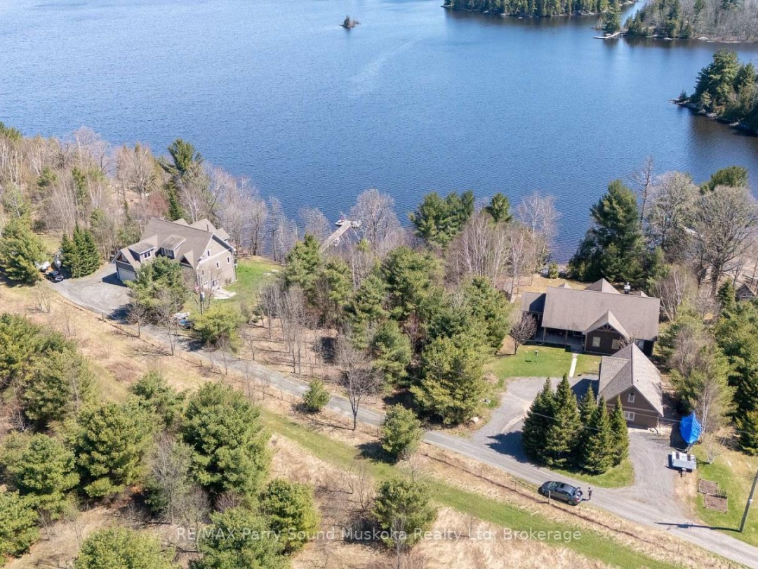 10 Alex Lane, Maple Lake
