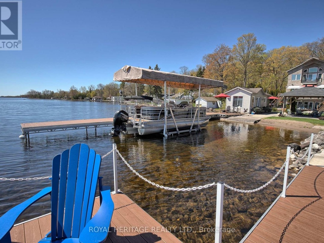 34 Hills Road, Pigeon Lake