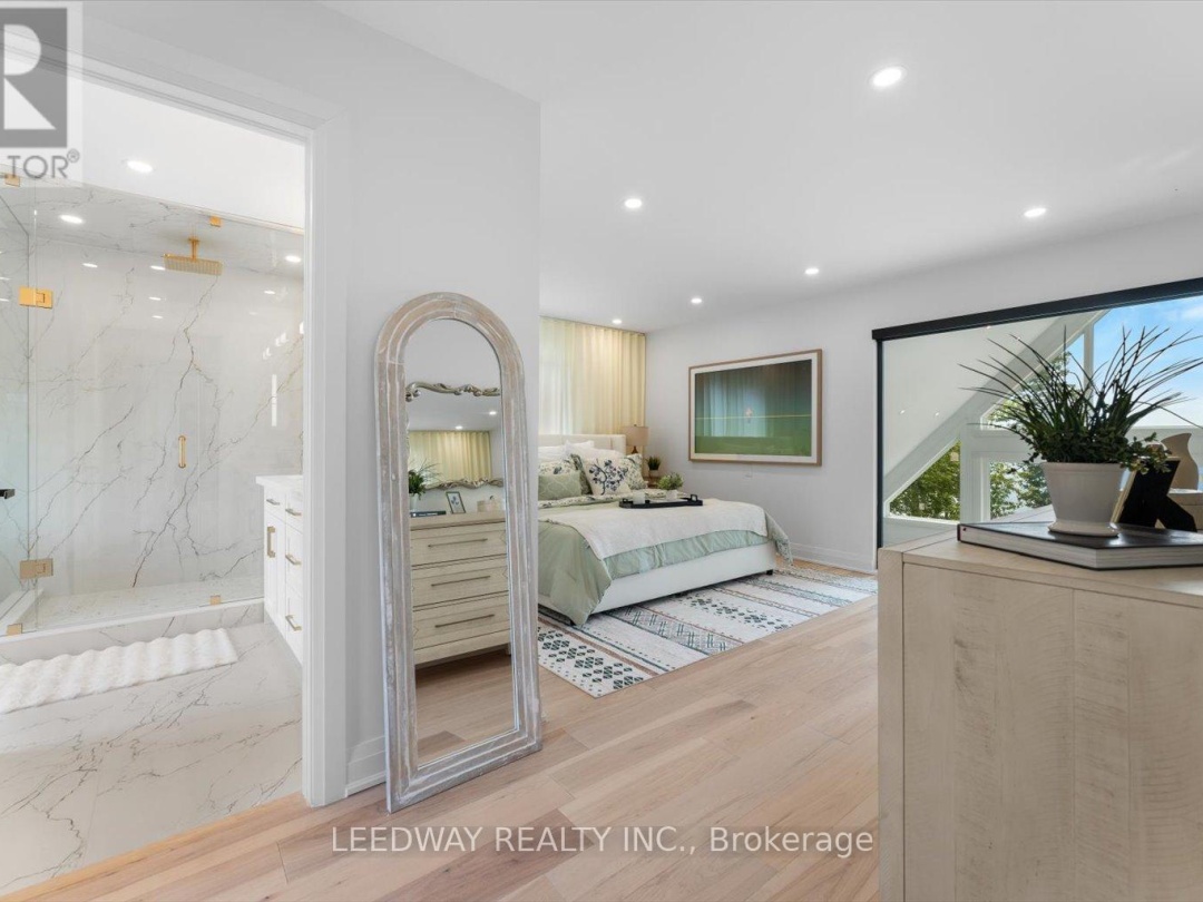 24410 Thorah Park Boulevard, Lake Simcoe