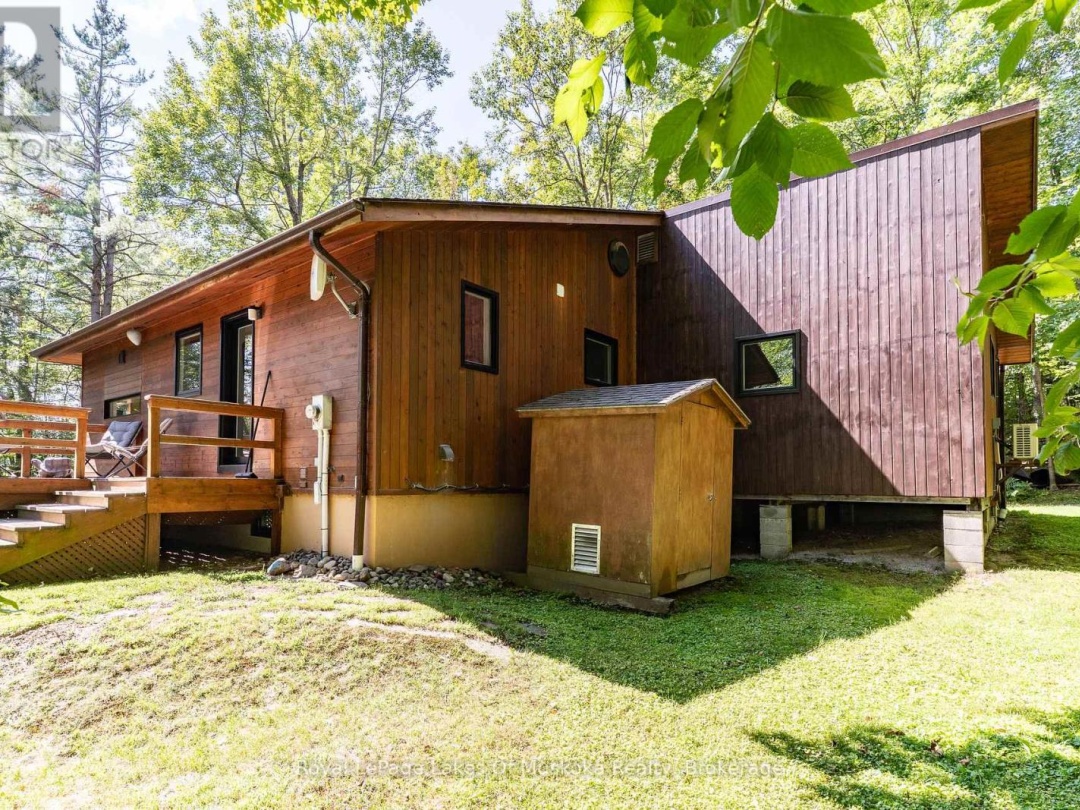 1056 GOLDEN BEACH ROAD, 