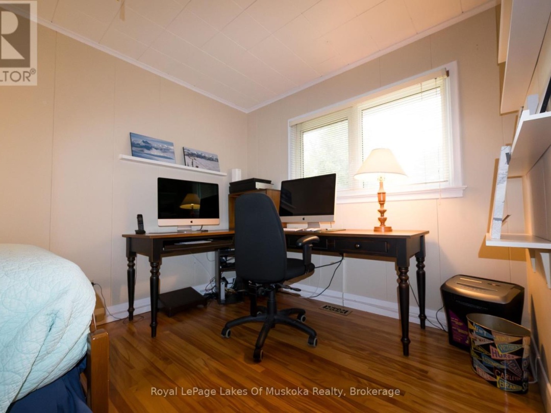 574 RAVENSCLIFFE ROAD, 