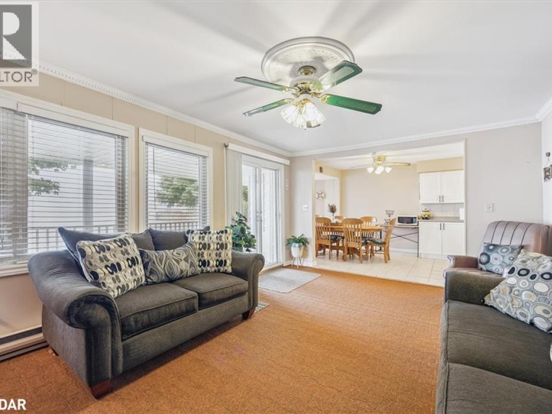 2762 LONE BIRCH Trail, 