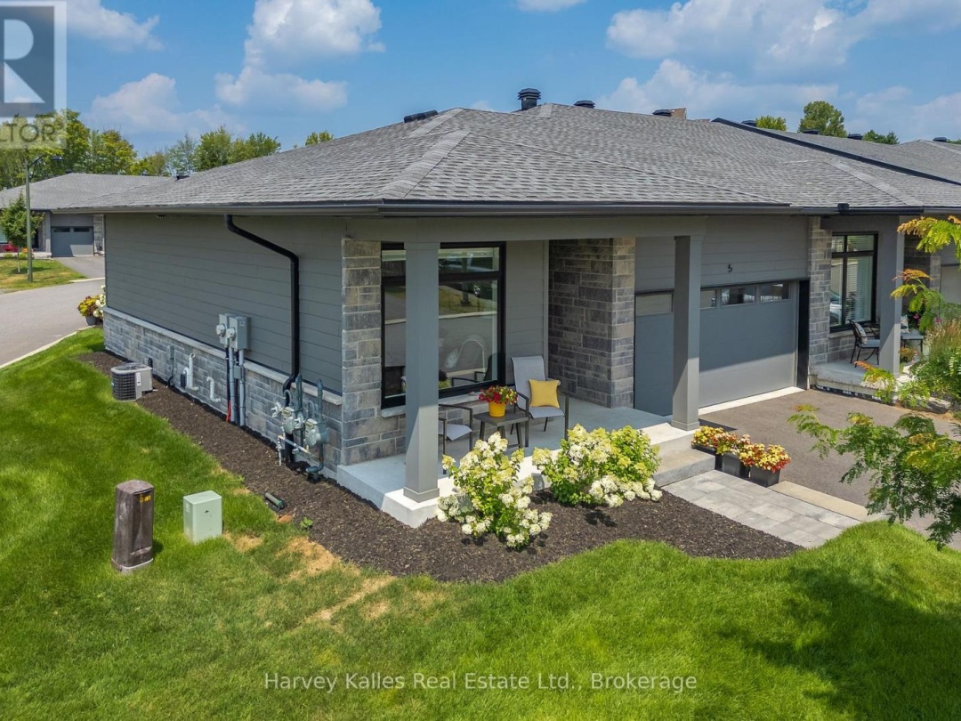5 BLUE BIRCH LANE, 