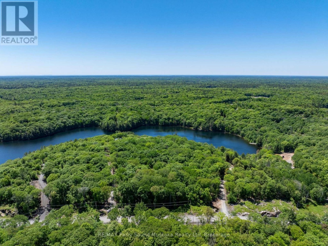 21 WEE-GE-WA ROAD, Clear Lake