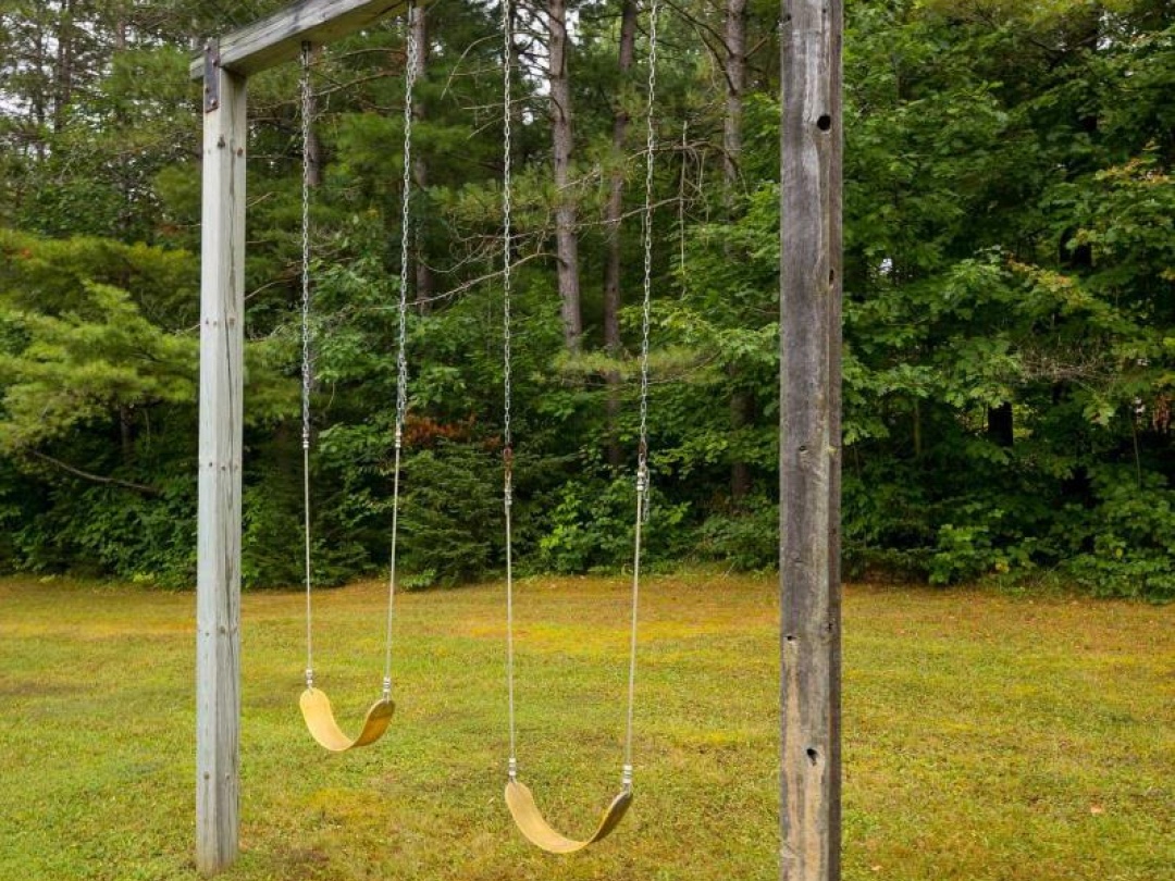 574 RAVENSCLIFFE ROAD, 