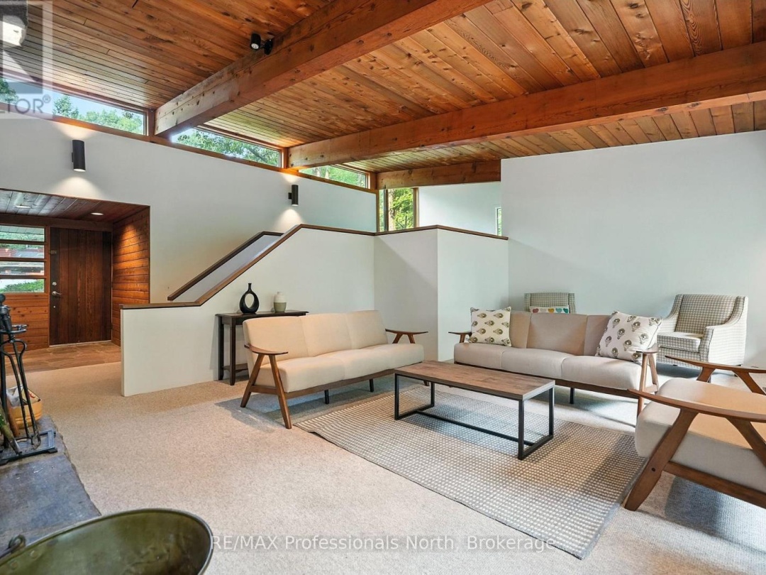 64 WOODLAND DRIVE, 