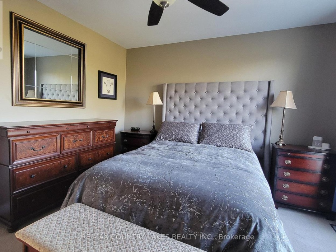 11 - 4 PARADISE BOULEVARD, 