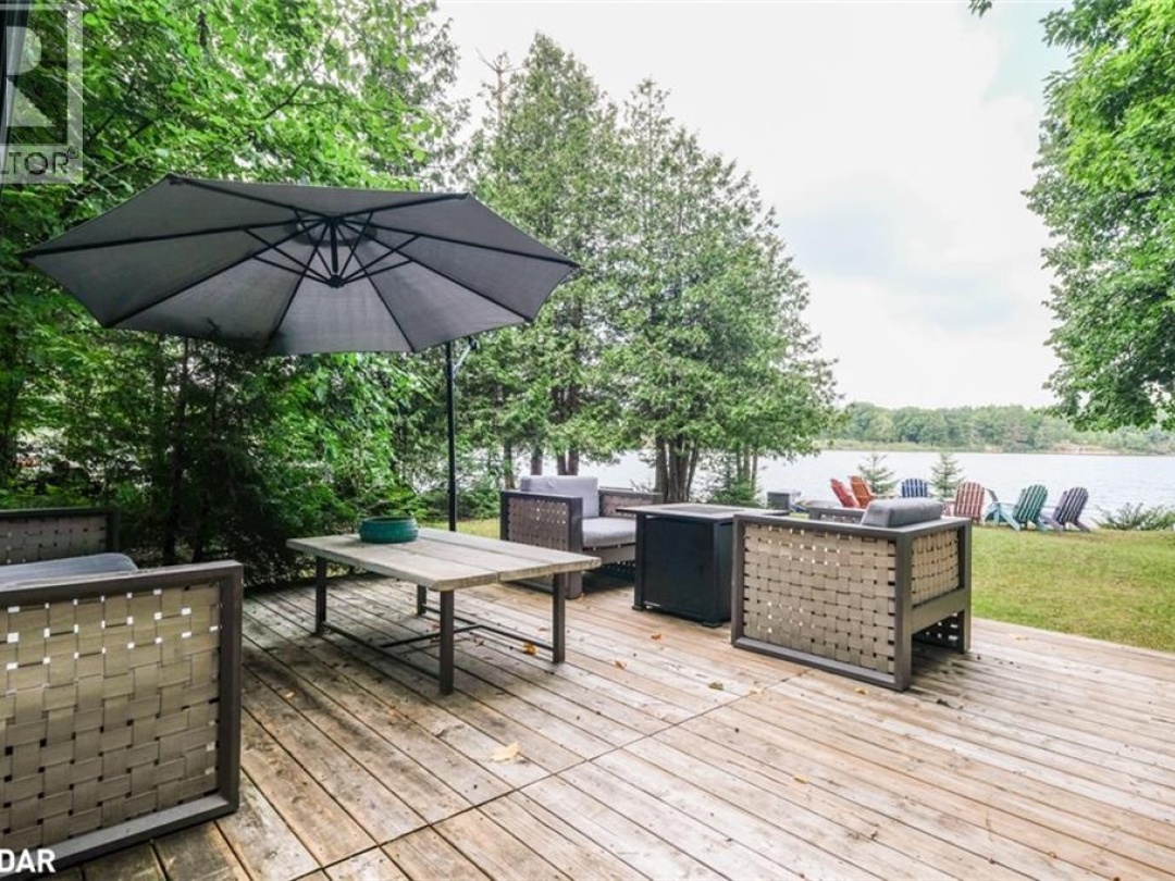 43 GATEWOOD Road, 
