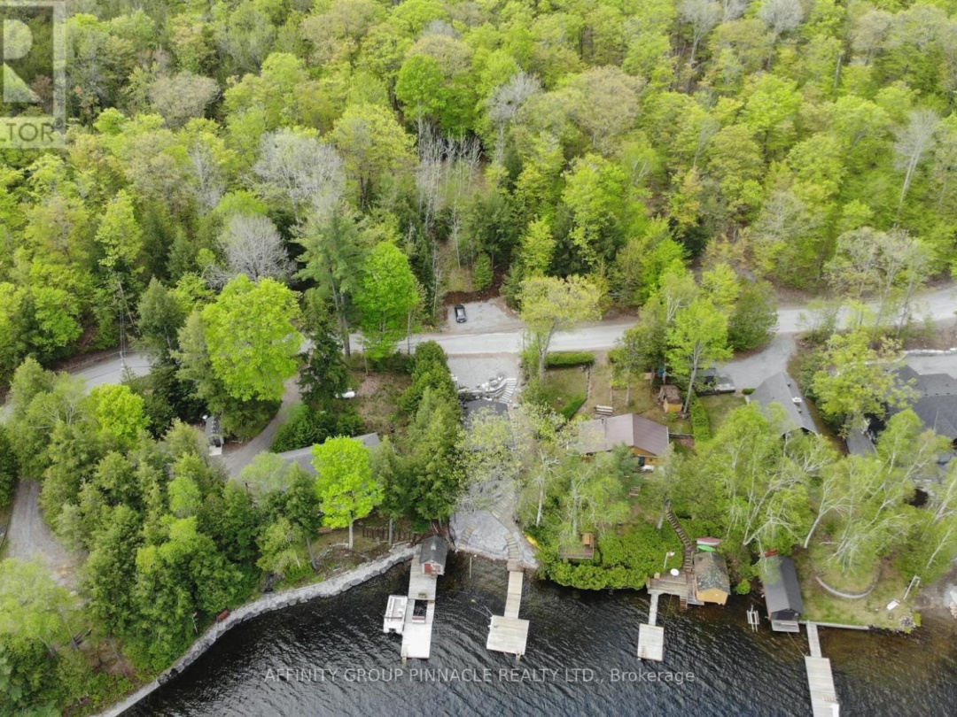 1403 Crystal Lake Road, Crystal Lake