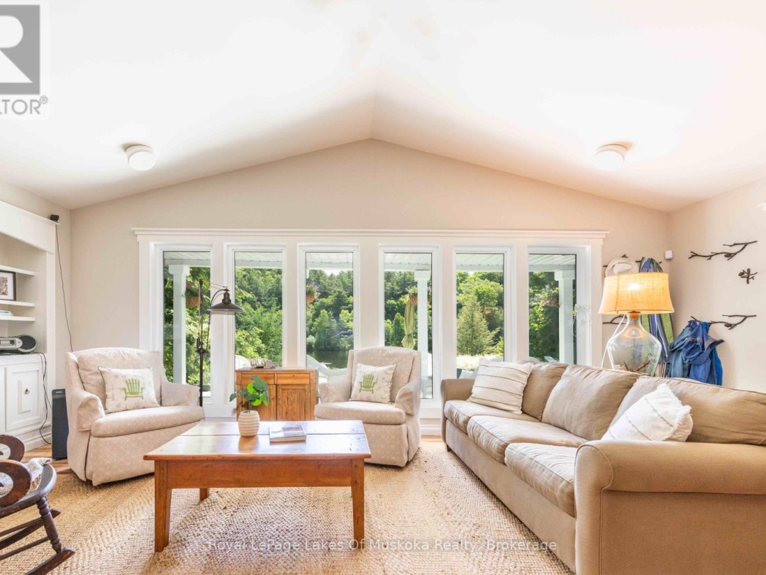 9 MOUNTVIEW AVENUE, 