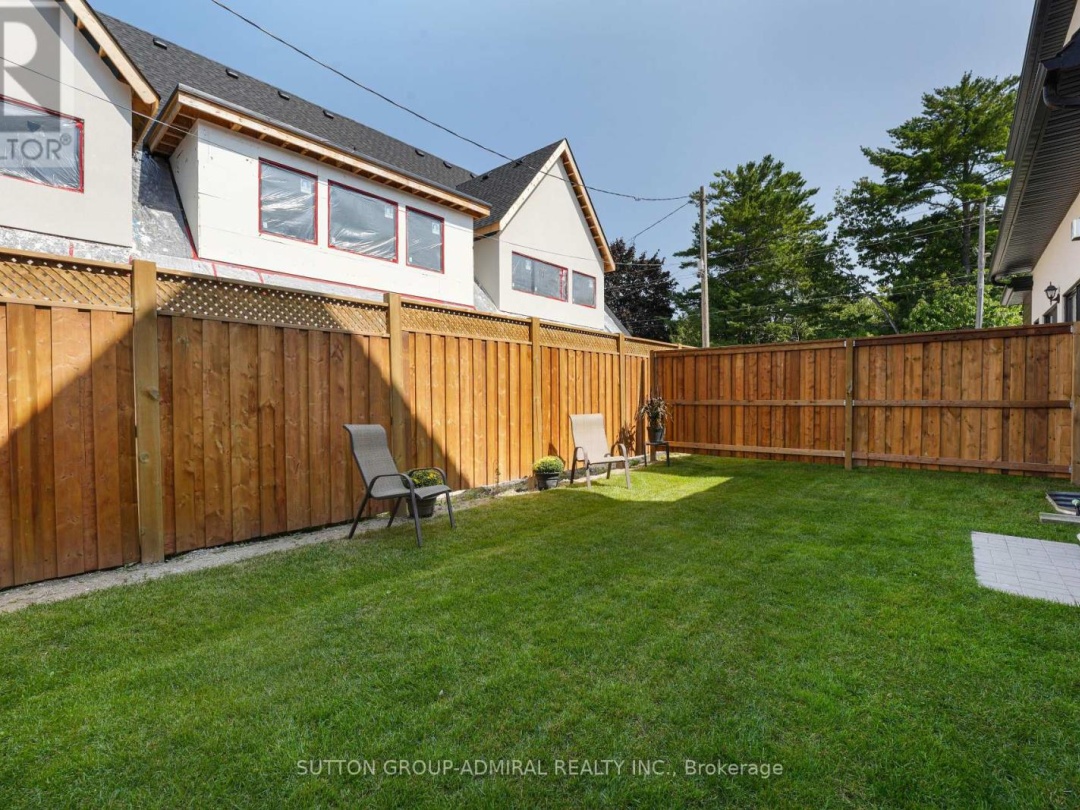 42 Ruby Crescent, Lake Simcoe