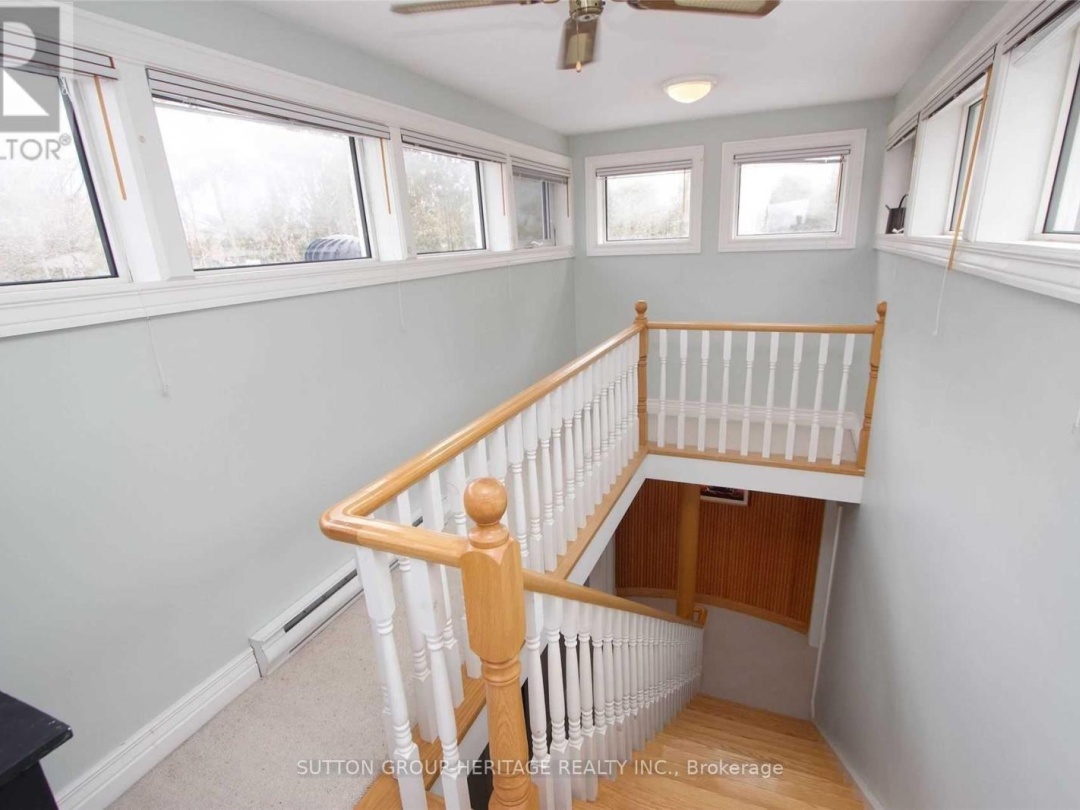 28 GOODMAN ROAD S, 