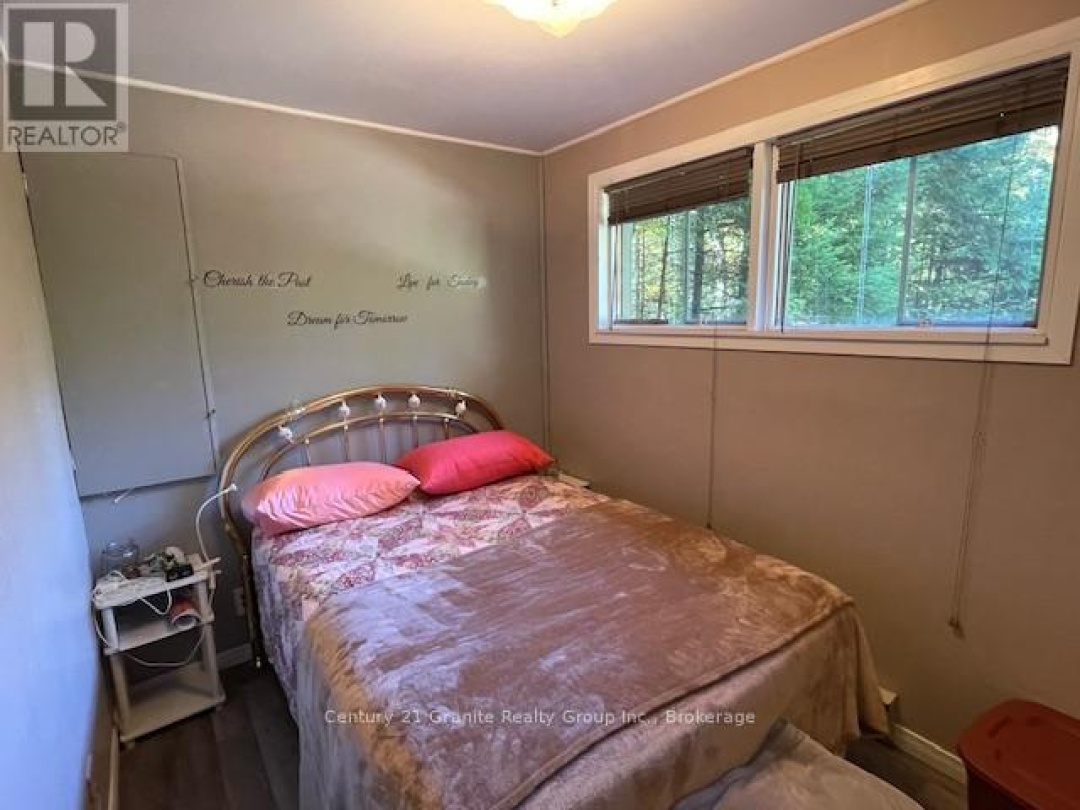 1052 KENSINGTON ROAD, 