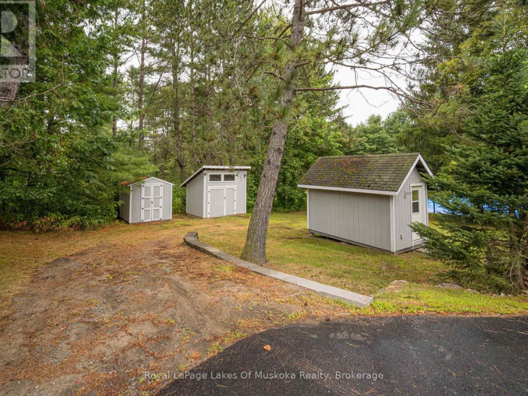 574 RAVENSCLIFFE ROAD, 