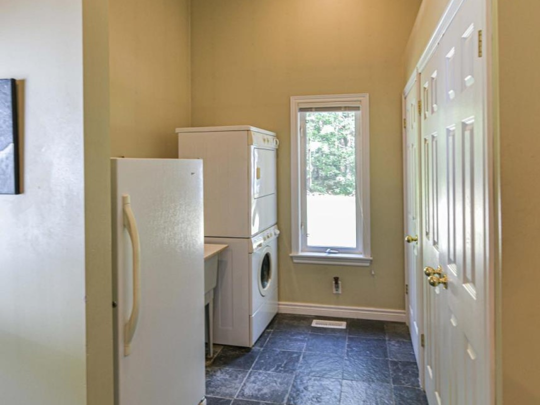 2289 SOUTHWOOD ROAD, 