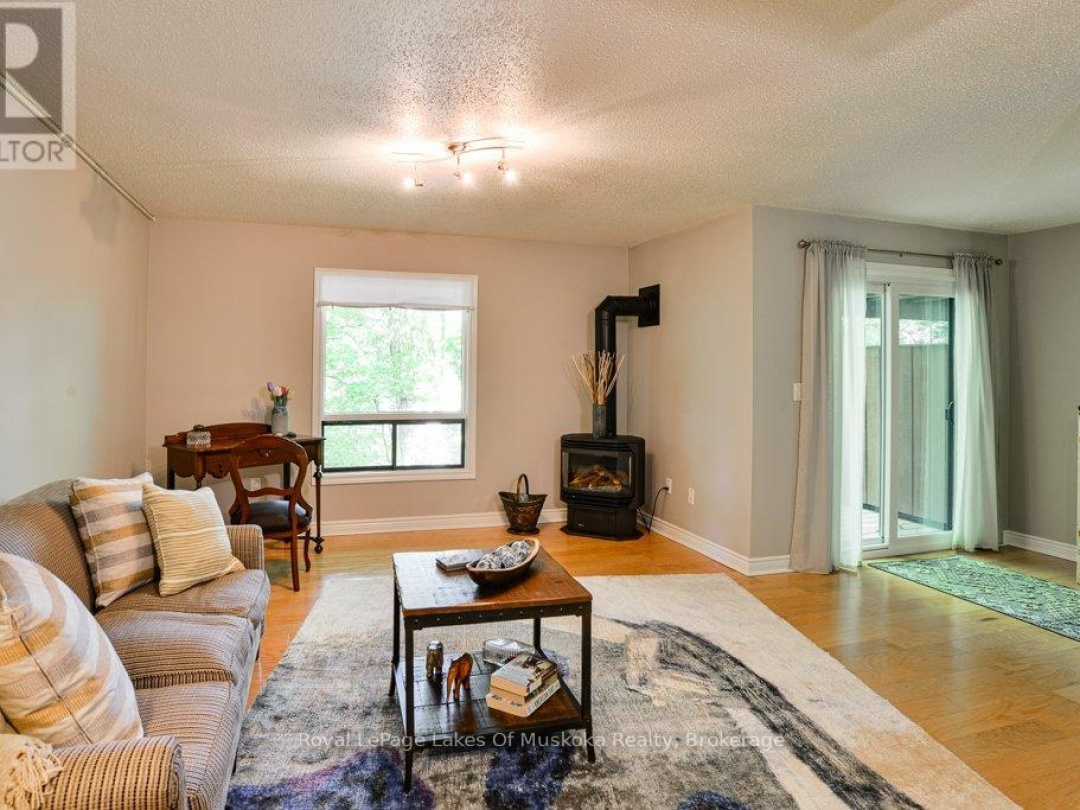 87 SOUTHBANK DRIVE, 