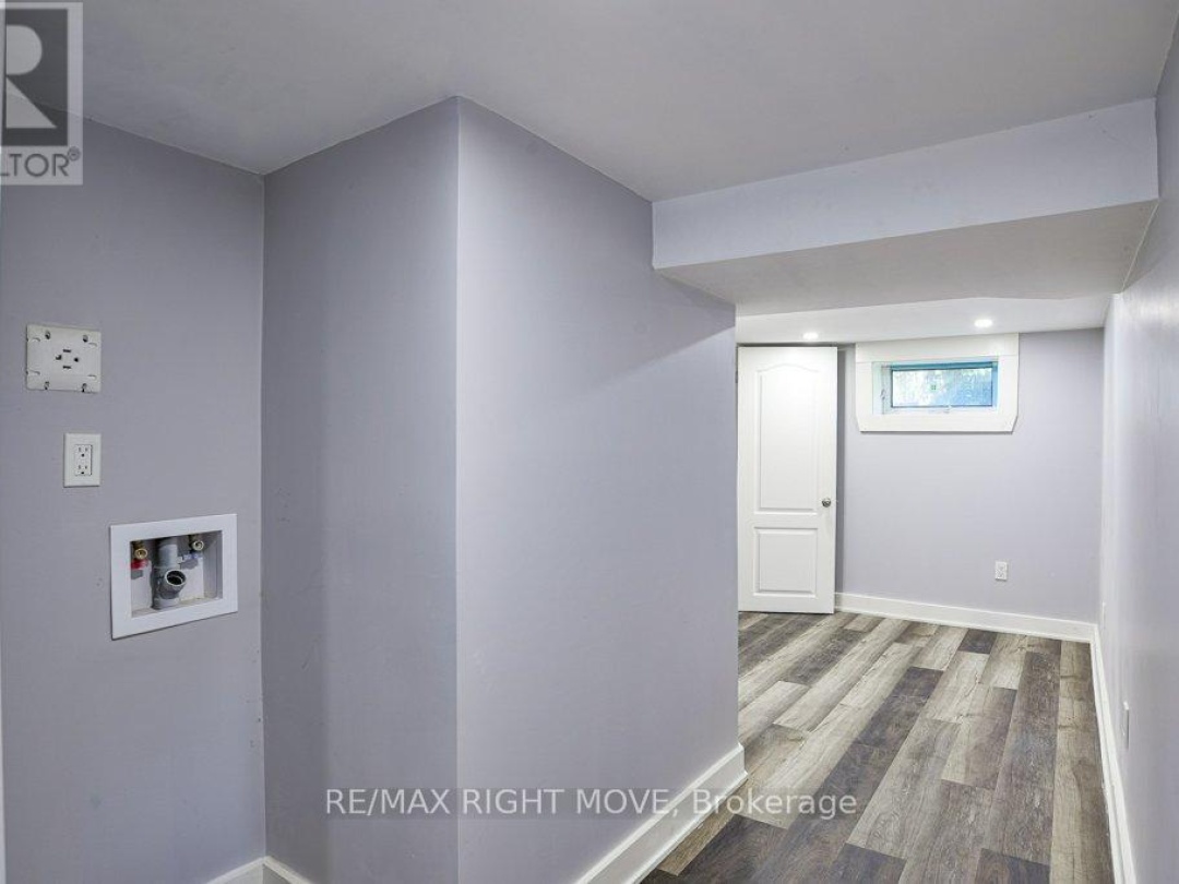 299 MARY STREET, 
