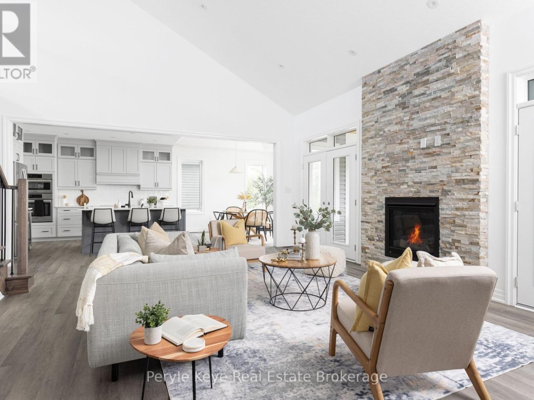 30 DYER CRESCENT, 