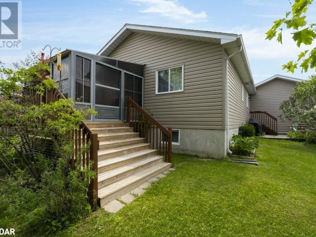 30 GEORGIAS Walk, 