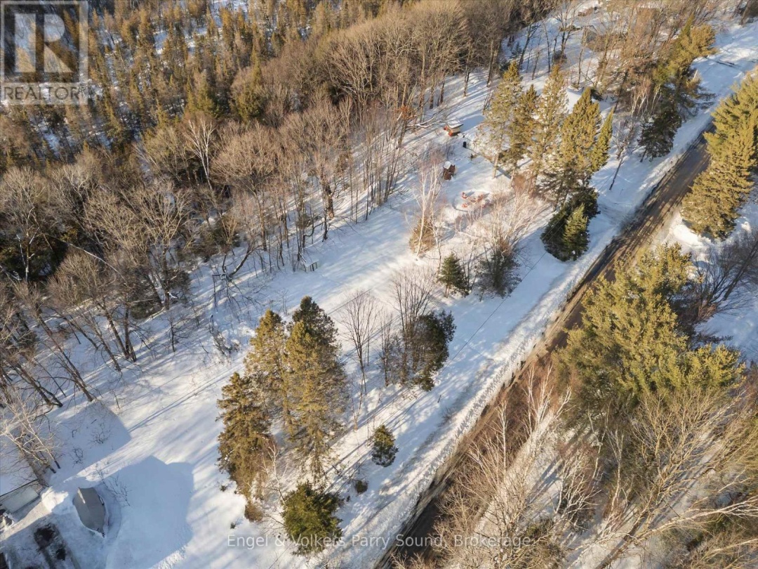 40 MILLER DRIVE, McDougall