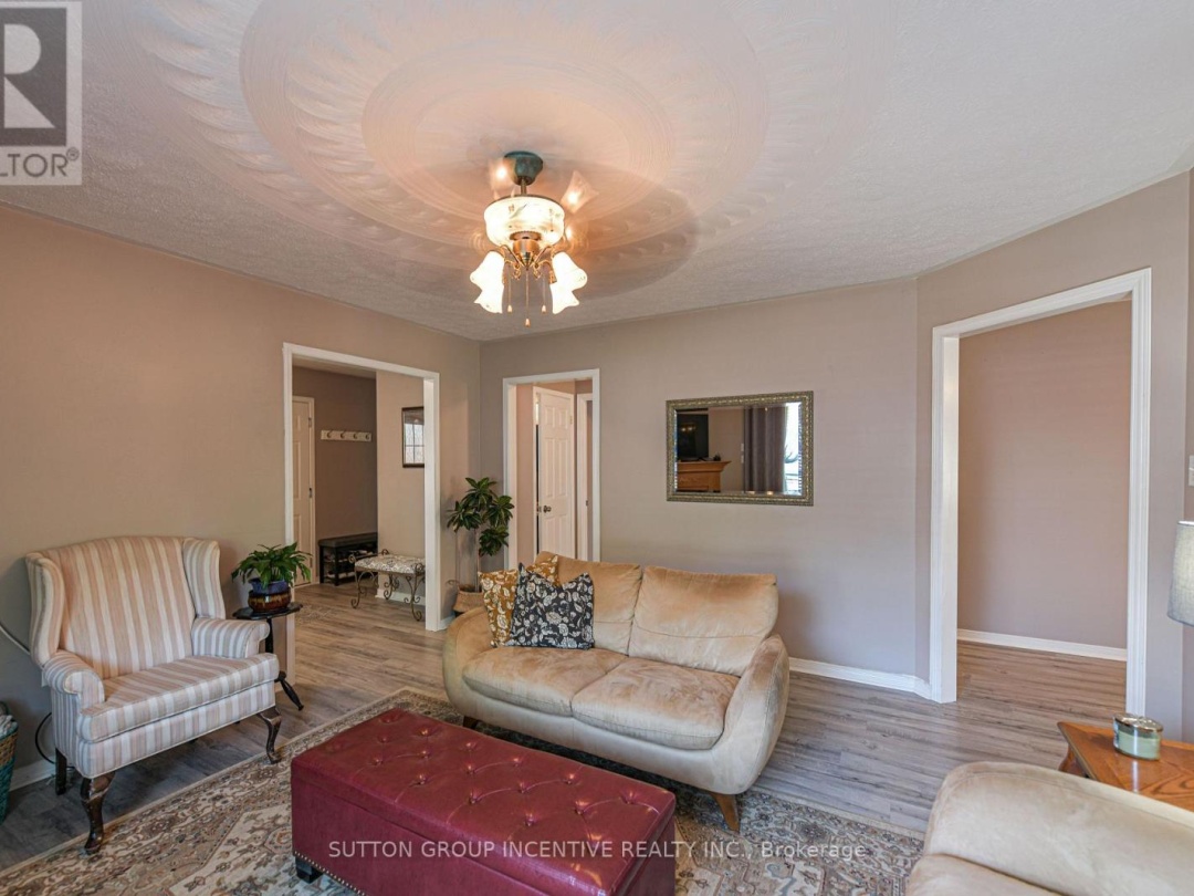 78 VANESSA DRIVE, 
