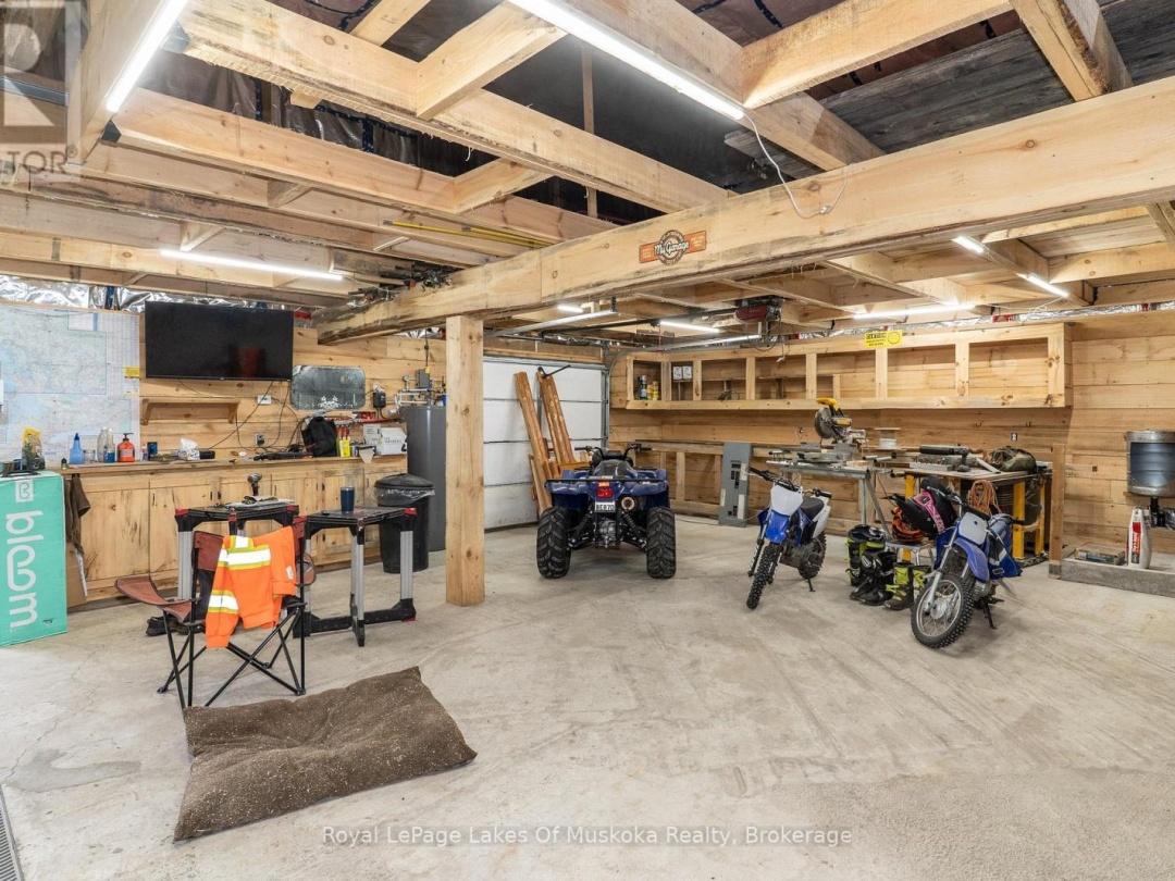 1741 DOE LAKE ROAD, 