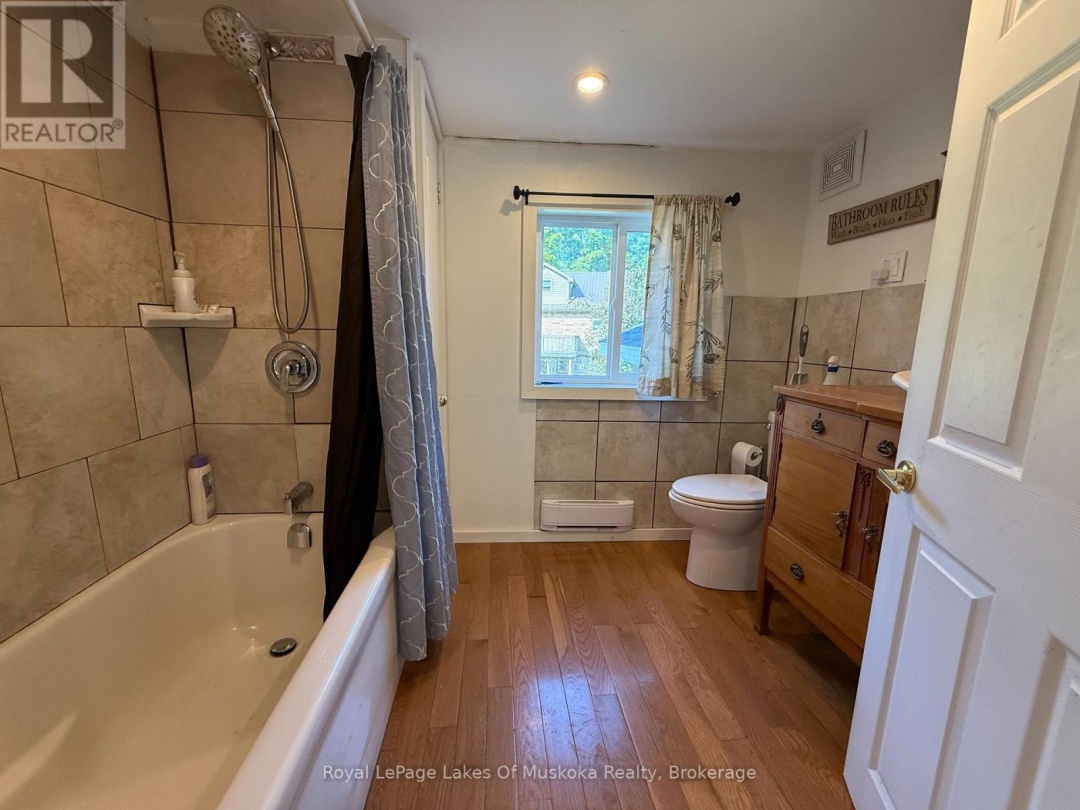 48 KITCHEN ROAD S, 