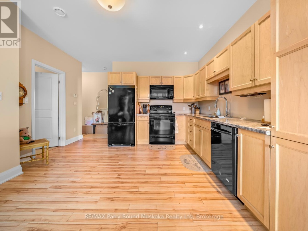 304 20 Silver Birch Court, Parry Sound