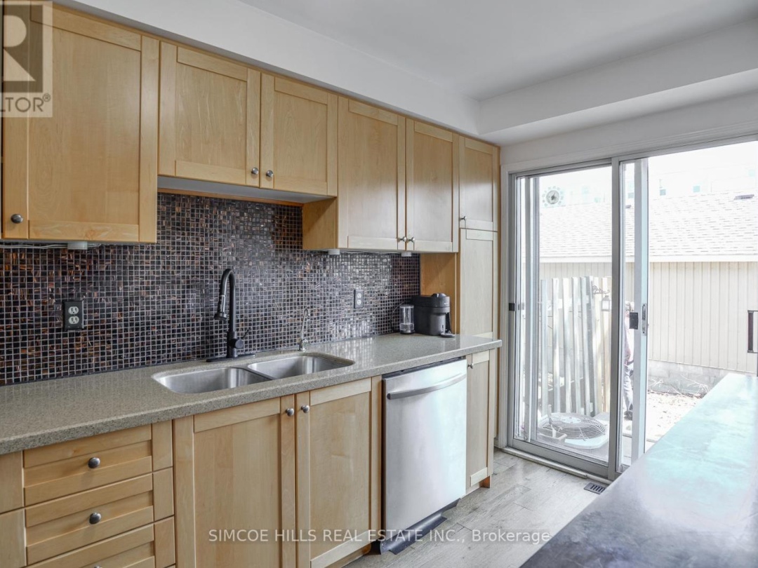 17 492 Laclie Street, Orillia