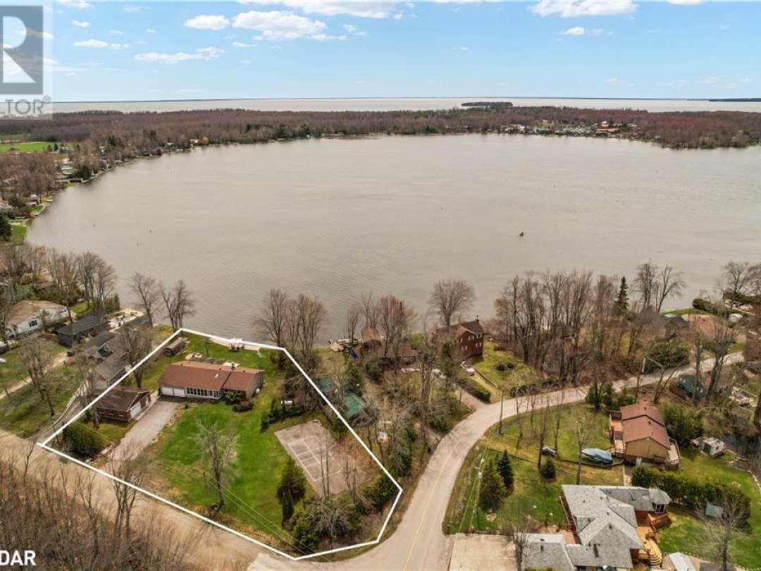 4051 River Road, Ramara