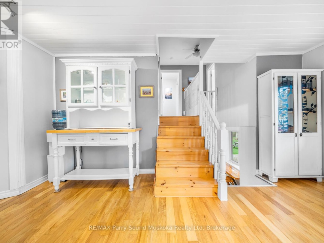 22 Dickinson Road, Manitouwabing Lake