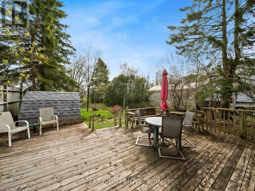 380 Peter Street N, Orillia