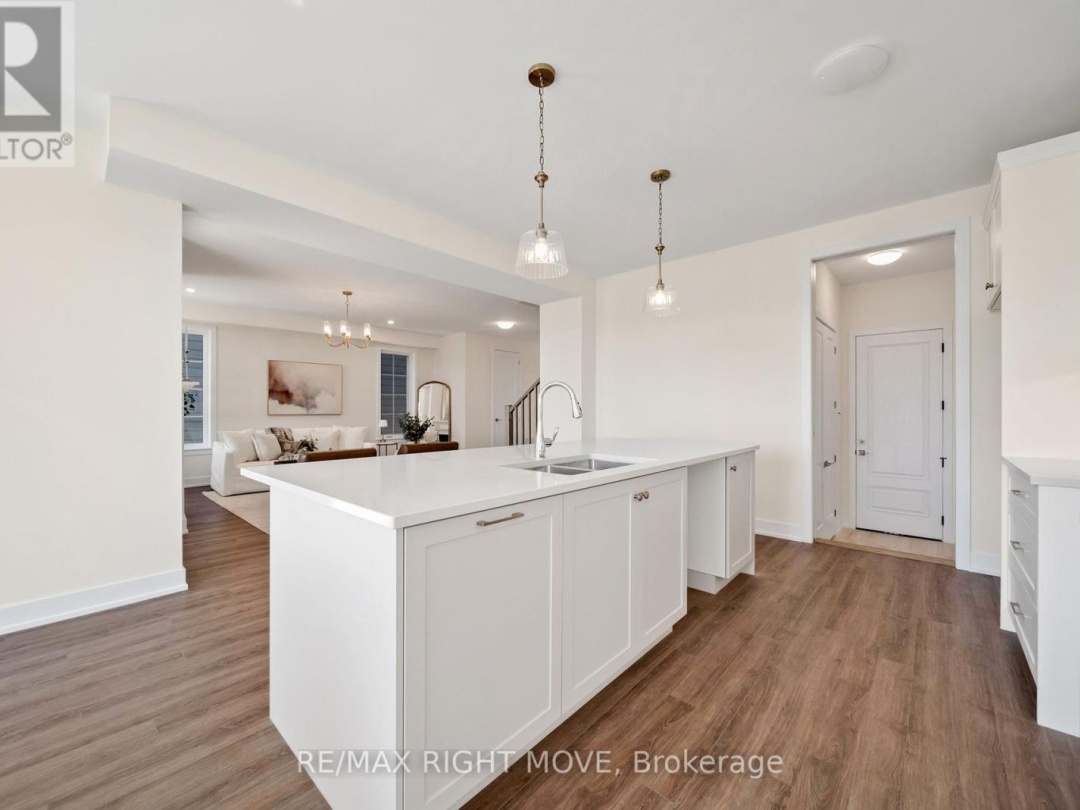3194 ORION BOULEVARD, 