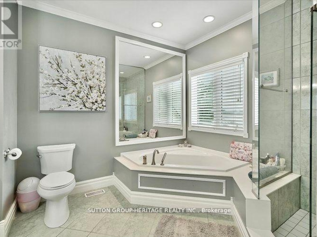 400 FRONT STREET W, Sturgeon Lake