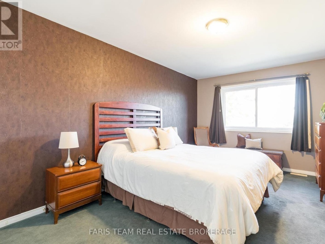 9 JULIA CRESCENT, 