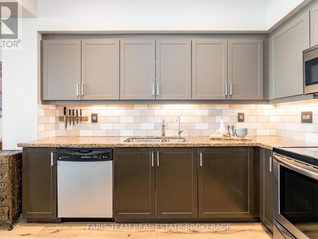 192 WYCLIFFE COVE, 