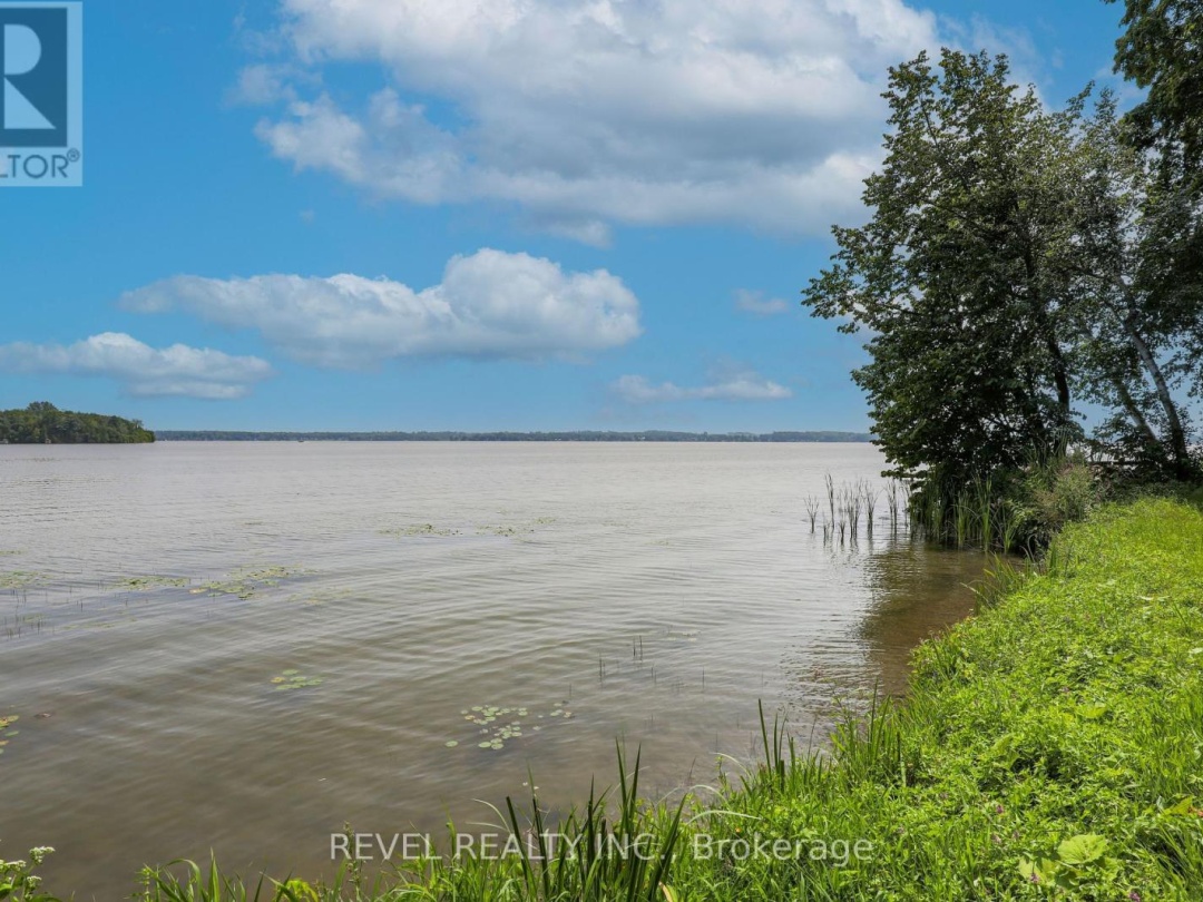 23 Sugarbush Trail, Lake Scugog