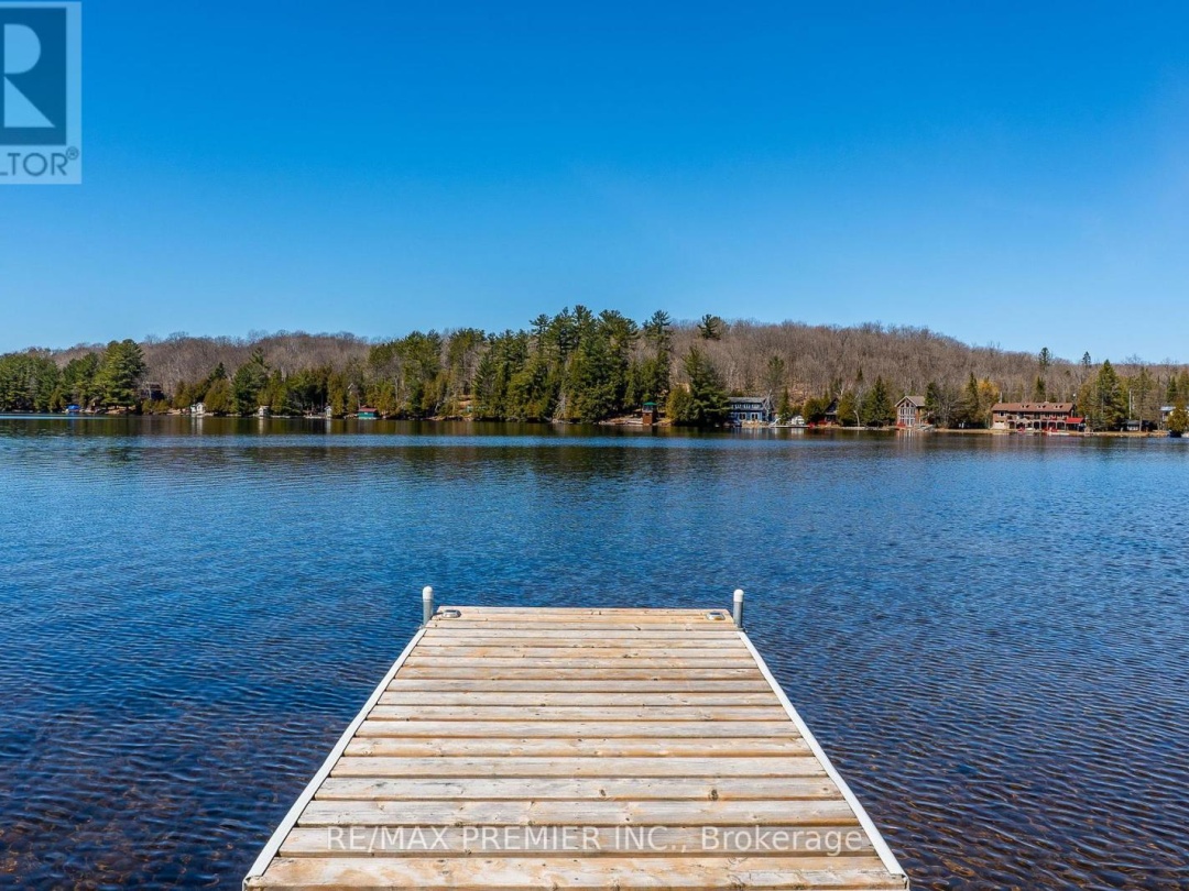 1088 Gravel Pit Drive, Canning Lake