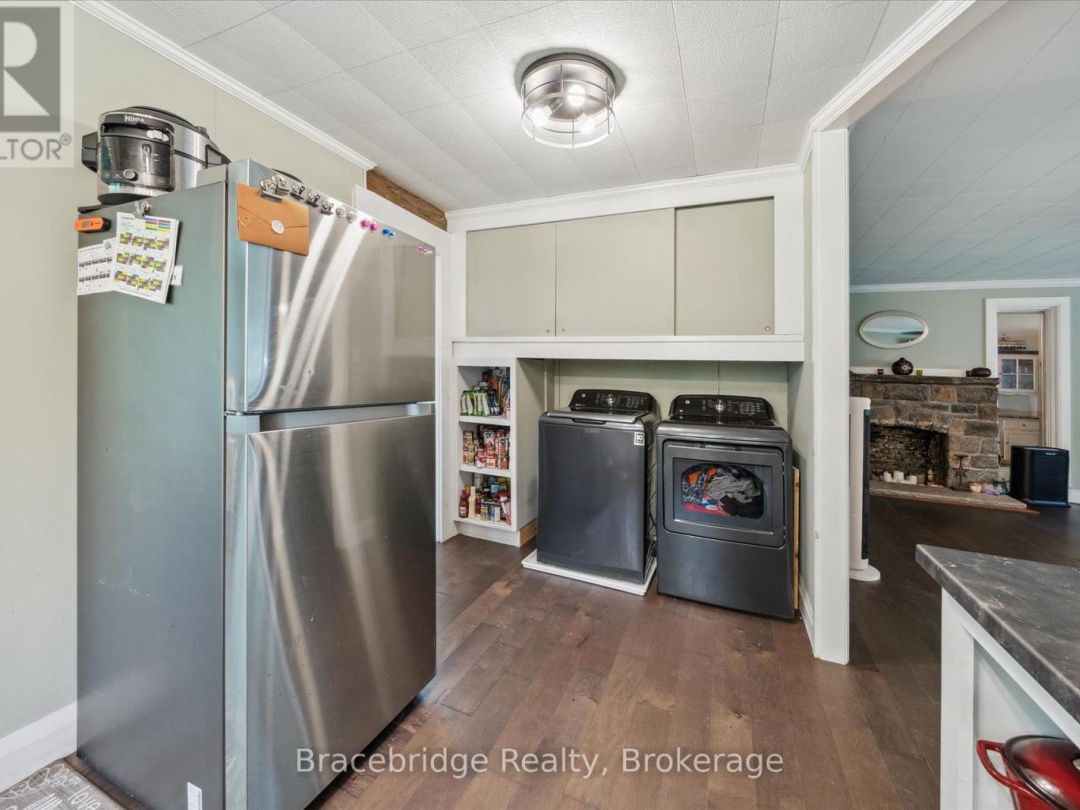 1151 BEATRICE TWN LINE, 