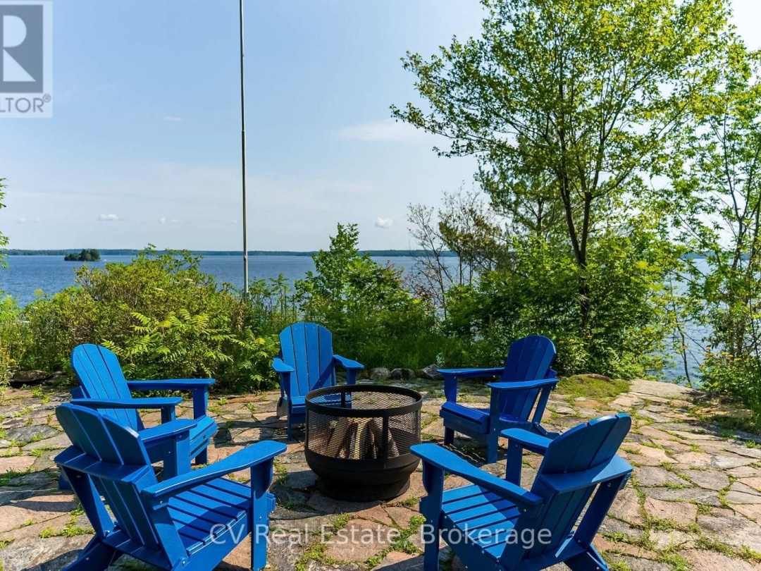 1016 LAWLAND HEIGHTS ROAD, Lake Muskoka